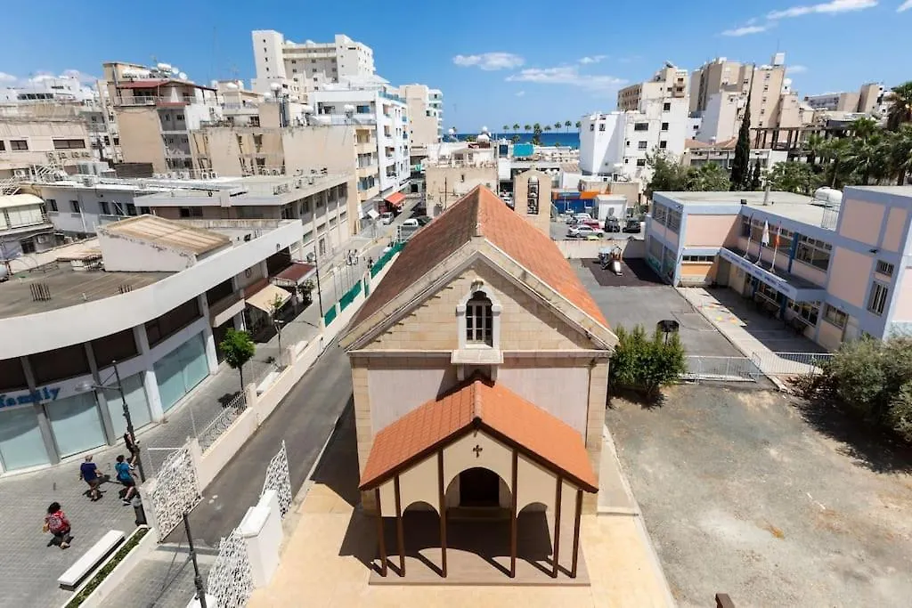 Sea View City Centre 3Bed Apartment Larnaca