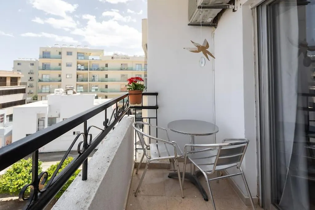 Sea View City Centre 3Bed Apartment Larnaca Cypr