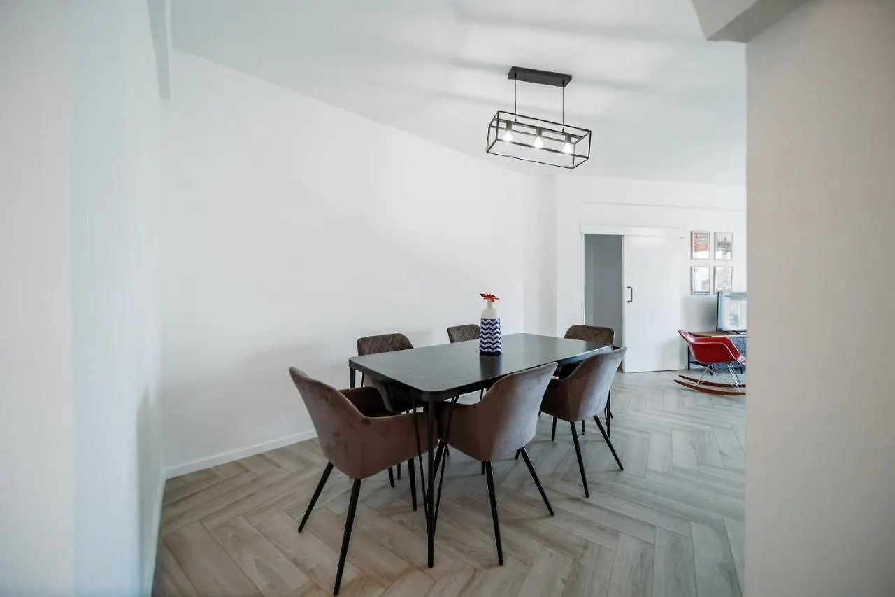 לרנקה Sea View City Centre 3Bed Apartment 0*,  קפריסין